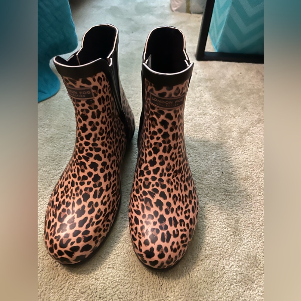 Rain boots